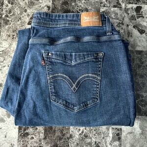 Women’s Levi’s Defined Waist 580 Straight Leg Jeans. 24W M